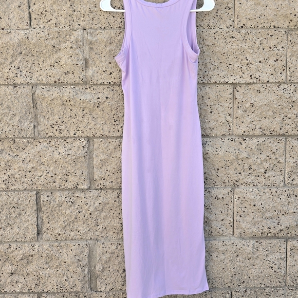 Women's Lilac Heart Hips Sleeveless Midi Dress - Picture 15 of 15